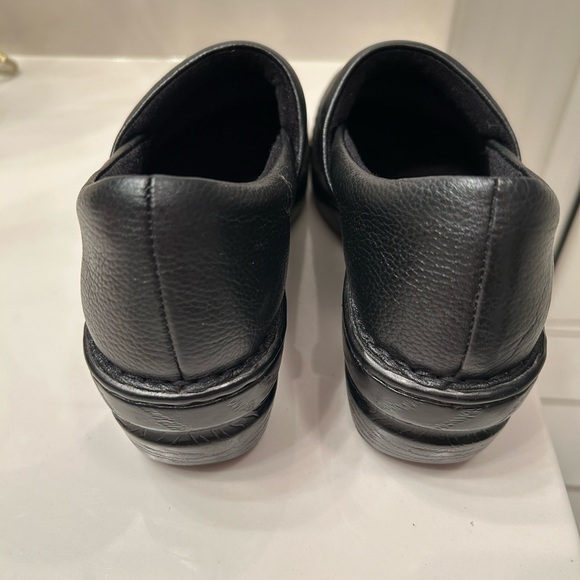 BOC Born Black Leather Clogs Women’s C16803 size 9. Like new - Picture 6 of 10